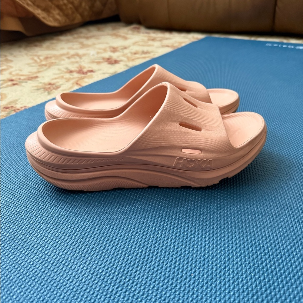 Hoka Women's Peachy Coral Ira One Slide Sandals